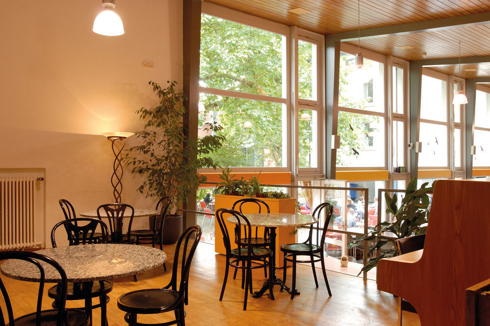 Bern Youth Hostel Екстериор снимка
